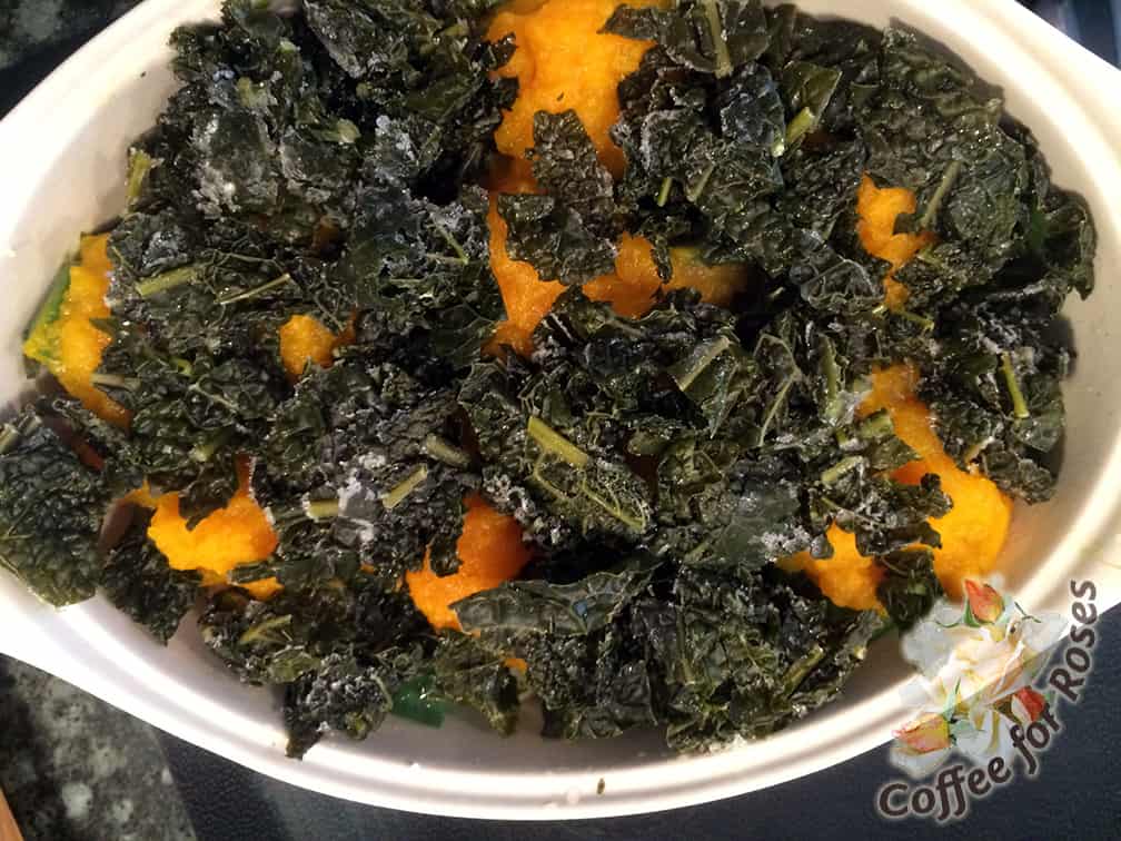 Put the fresh or frozen kale leaves over the squash. 